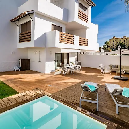 Gh-modern 2 Bed With Pool In Apartment
