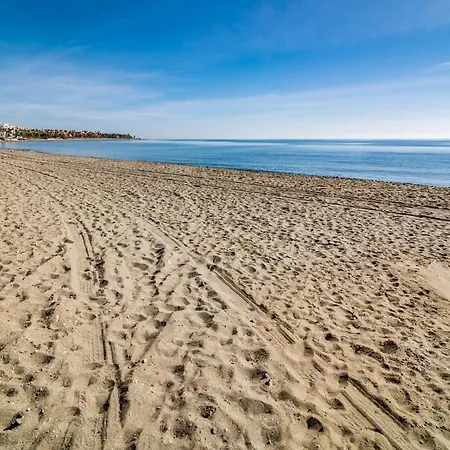 Apartamento Gh-modern 2 Bed With Pool In Estepona