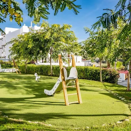 Apartamento Gh-modern 2 Bed With Pool In Estepona