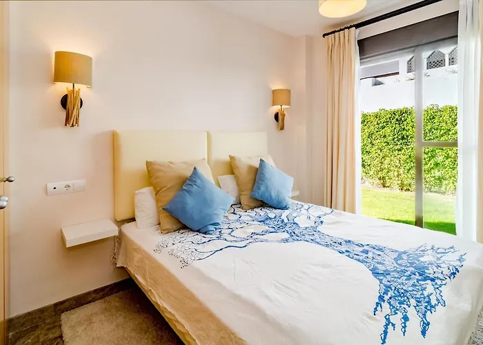 Apartment Gh-modern 2 Bed With Pool In Estepona