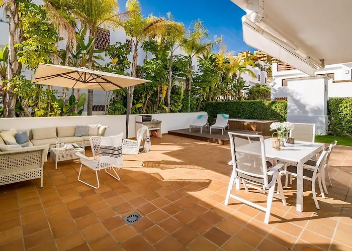 Gh-modern 2 Bed With Pool In Lägenhet *